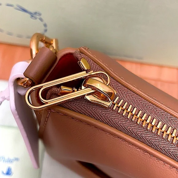 Off-White Burrow Bag - Picture 5 of 12